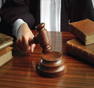 Appeal against lawyer | वकील संपाविरुद्धची याचिका निकाली