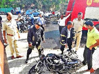 Kalanagara bicycling took place | कलानगरला दुचाकीने घेतला पेट