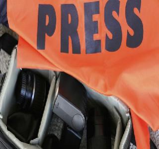 'Youthful Attack' on 'Lokmat' journalist | ‘लोकमत’च्या पत्रकारावर मद्यधुंद तरुणांचा हल्ला