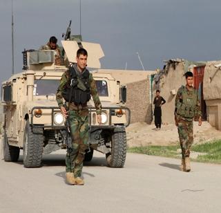 141 Afghan soldiers killed in Taliban attack | तालिबानी हल्ल्यात १४१ अफगाणी सैनिक ठार