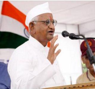 Arvind Kejriwal speaks, nothing is doing - Anna Hazare | अरविंद केजरीवाल नुसतं बोलतात, करत काहीच नाही - अण्णा हजारे