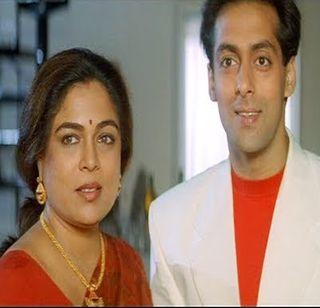 Salman Khan's Onscreen Mother Rima Applicable | सलमान खानची ऑनस्क्रीन माँ रिमा लागू यांचं निधन