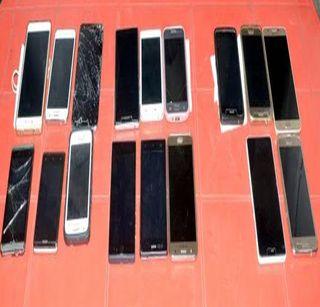 Thousands of mobile phones worth 50 thousand mobile phones | 50 हजाराचे मोबाईल लांबविणारे चोरटे गजाआड