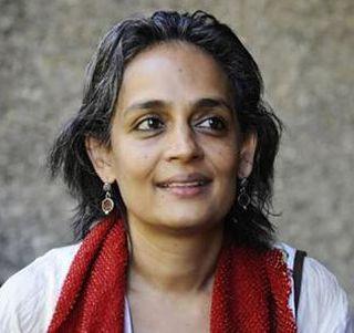 If I liked the haters I would hate it - Arundhati Roy | द्वेष करणा-यांनाही मी आवडू लागली तर तो माझा अपमान - अरुंधती रॉय