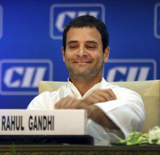Congress leader told Rahul Gandhi "Pappu" | उत्साहाच्या भरात काँग्रेस नेता राहुल गांधींना म्हणाला "पप्पू"