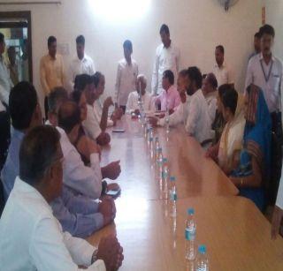 Problems learned by Panchayat Raj committee in Dhule | धुळ्यात पंचायत राज समितीने जाणून घेतल्या समस्या