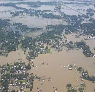 Northeast flooding: Strike 58 districts, 85 deaths | ईशान्येकडील पूरस्थिती : 58 जिल्ह्यांना तडाखा, 85 जणांचा मृत्यू