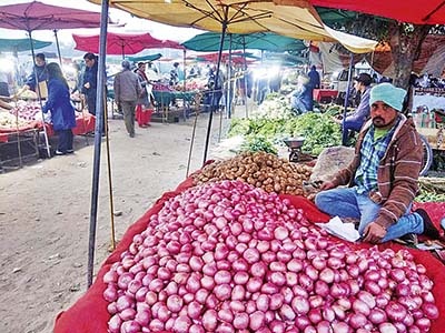 How Onion politics is ruining farmers, explains Girdhar Patil | कांद्याचा सत्ता (सट्टा) बाजार!