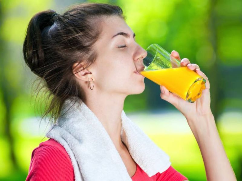 Drinking orange juice when you are young can decrease the risk of losing memory says research | स्मरणशक्ती वाढवण्यासाठी संत्र्याचा ज्यूस फायदेशीर - रिसर्च