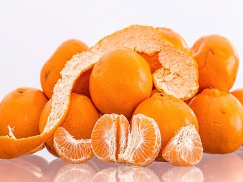 Amazing health benefit of eating an orange | पुरुषांसाठी अमृत ठरतो १ ग्लास संत्र्याचा ज्यूस, वयोवृद्धांनाही करतो ताजंतवाणं!