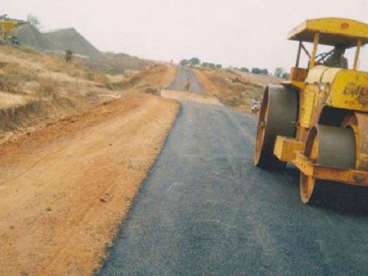 big news; Roads in the south will be better; 50 crores to repair bad roads | मोठी बातमी; दक्षिणमधील रस्ते चांगले होणार; ५० कोटी रूपये खर्चुन खराब रस्ते दुरूस्ती करणार