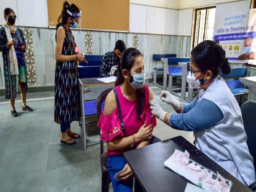 Editorial on vaccination drive speed very slow; The end of July is a shame for India | कासवछाप लसीकरण; जुलैअखेरची स्थिती भारतासाठी लाजिरवाणी