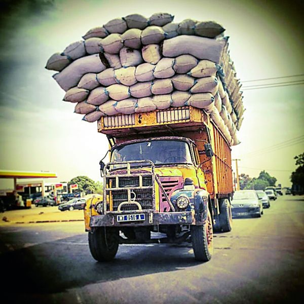Action on 336 Overloaded Vehicles in Nagpur | नागपुरात ३३६ ओव्हरलोड वाहनांवर कारवाई