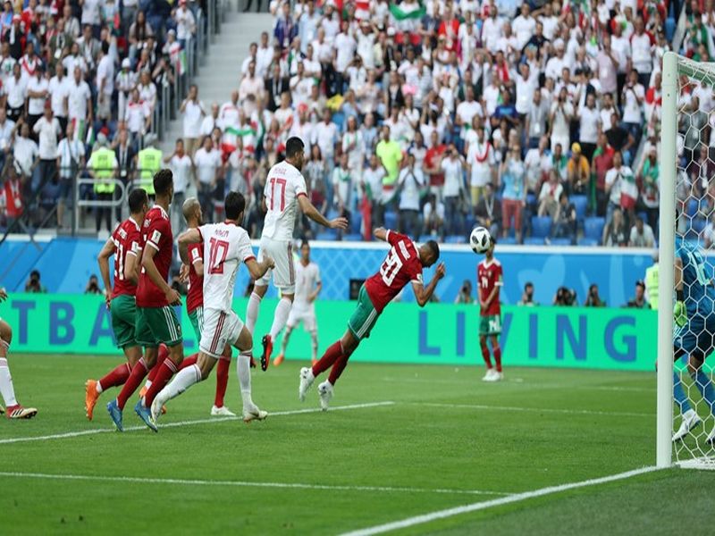 FIFA World Cup 2018: Morocco lost by own goal | FIFA World Cup 2018 : स्वयंगोलमुळे मोरक्कोला पराभवाचा धक्का