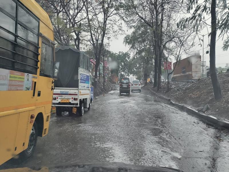 Rain begins in Pune Rain warning for three to four days in the state as well | पुण्यात वादळी वारे अन् पावसाला सुरुवात; राज्यामध्येही तीन - चार दिवस पावसाचा इशारा
