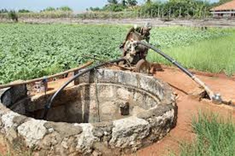 Inquiry report of wells in Balapur, Patur taluka | बाळापूर, पातूर तालुक्यातील विहिरींच्या चौकशीचा अहवाल गुलदस्त्यात