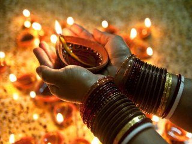 Happy Diwali 2017: Bipartipada | Happy Diwali 2017 :  आज बलिप्रतिपदा !, जाणून घ्या महत्त्व 
