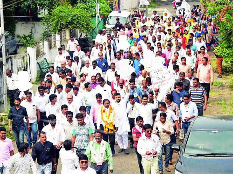 Maharashtra Assembly Election 2019: The Power of Transforming the Community: Pramod Manamode | Maharashtra Assembly Election 2019 : समाजात परिवर्तन करण्याची ताकद  : प्रमोद मानमोडे