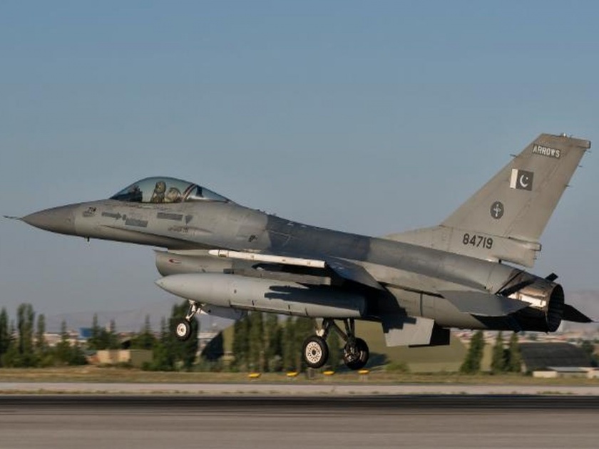 US count of Pakistans F 16s fighter jets found none of them missing says us magazine Report | पाकिस्तानचं F-16 पडलंच नाही?; अमेरिकन मासिकाच्या दाव्यानं खळबळ