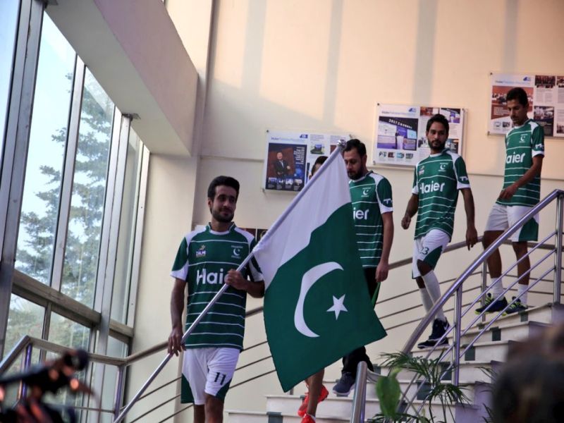 Pakistan hockey team ready to win world cup again after 24 years | २४ वर्षांचा विश्वचषक विजयाचा दुष्काळ संपविण्यासाठी पाकिस्तान येणार भारतात