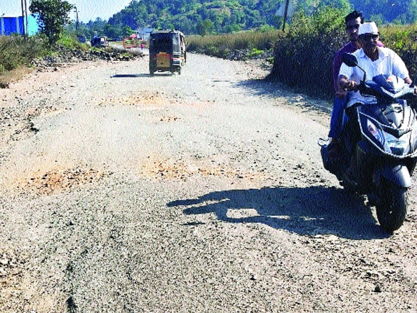 The work of the Pali-Khopoli State Highway is poor | पाली- खोपोली राज्य महामार्गाचे काम निकृष्ट