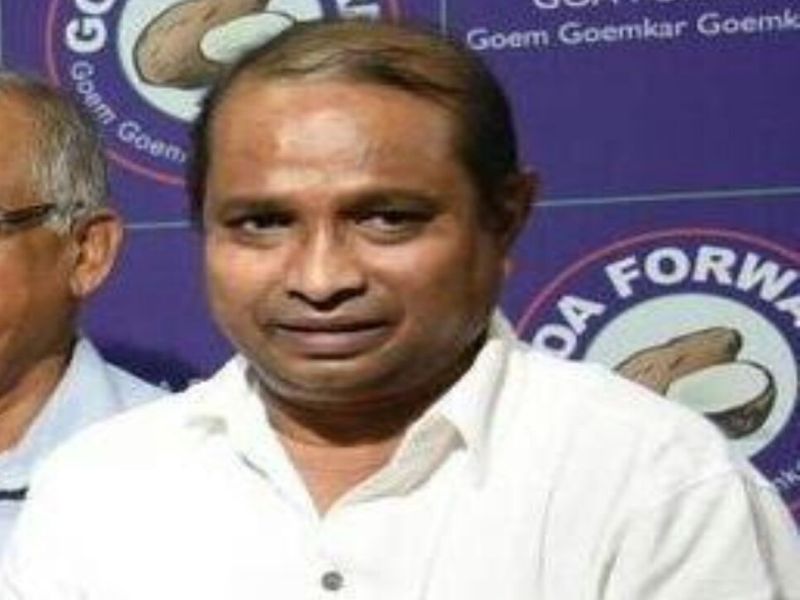 The Goa minister surrounded by charges of scandal scandal | गोव्याच्या मंत्र्याला सेक्स स्कँडलच्या आरोपाने घेरले, विनोद पालयेकर अडचणीत 