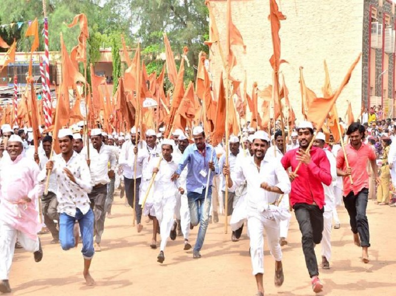 Pandharpur Wari is the biggest gathering of Bhagwat Dharma's | पंढरीची वारी म्हणजे भागवत धर्मियांचे महाप्रचंड संमेलनच 