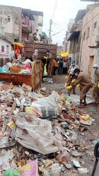 Pandhari after Ashadhi Vari; In two days, we collected 210 tonnes of garbage | आषाढी वारीनंतरची पंढरी; दोन दिवसांत २१० टन कचरा उचलला