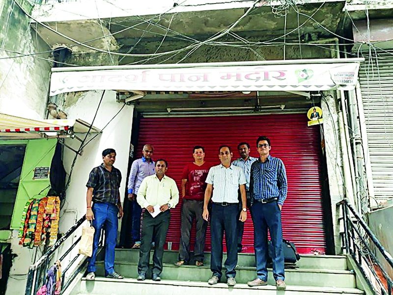 Six pan kios sealed in Nagpur | नागपुरात  सहा पानटपऱ्या सीलबंद