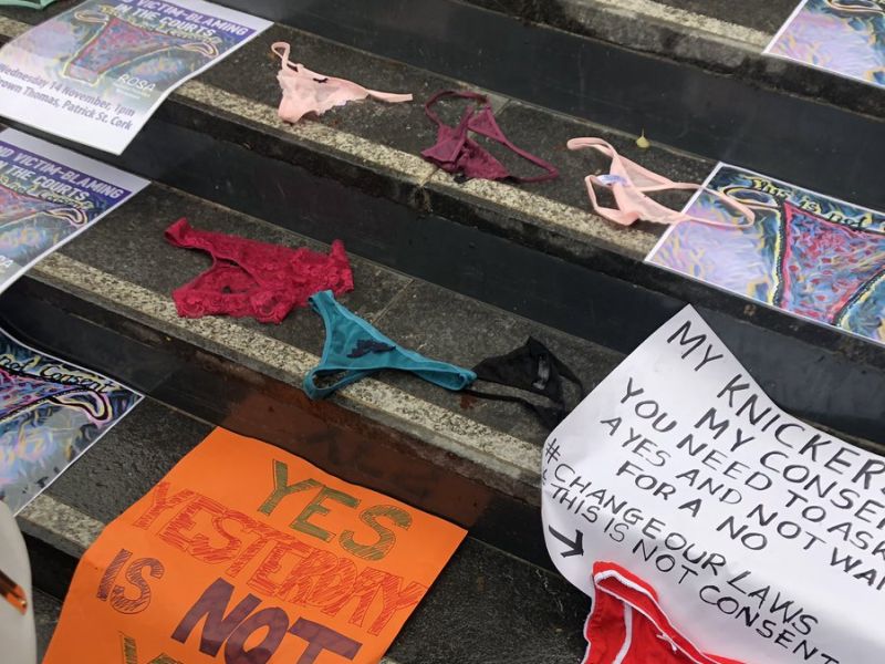Women posting photos of panties on social media to protest against Ireland rape case trial | जगभरातील महिला अंतर्वस्त्राचे फोटो का शेअर करताहेत?