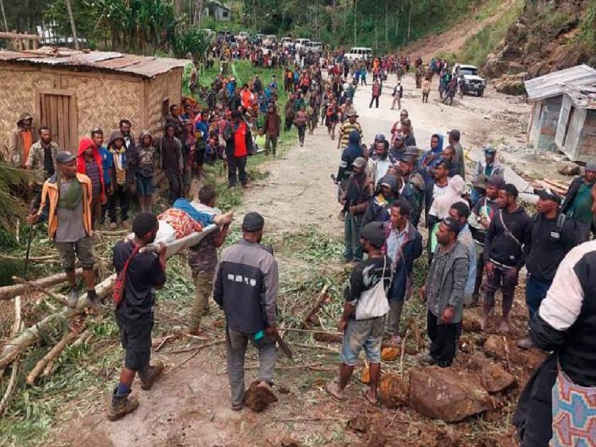 Papua New Guinea landslide: Landslides devastate Papua New Guinea; 2000 people were buried alive | पापुआ न्यू गिनीत भूस्खलनाने हाहाकार; 2000 लोक जिवंत जमिनीखाली गाडले गेले...