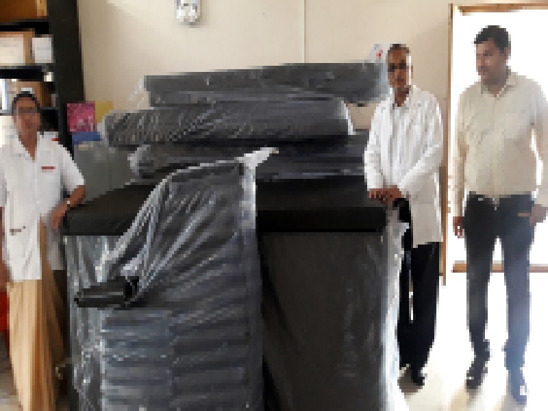 About 150 beds in Parbhani district hospital | परभणी जिल्हा रुग्णालयात दीडशे खाटांची भर