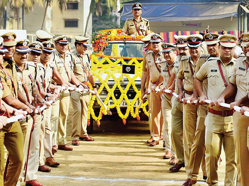 Parambir Singh's reputation as a 'domineering officer' | परमबीर सिंग यांचा ‘दबंग अधिकारी’ म्हणून लौकिक