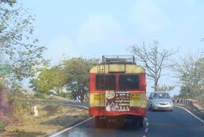 'No entry' for Bus departing from Vidarbha in Parbhani! | विदर्भातून सुटणाऱ्या गाड्यांना परभणीत ‘नो एन्ट्री’!