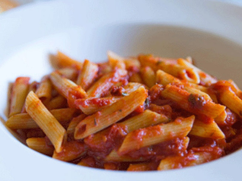 Cheating by ordering five and a half million pasta | साडेपाच लाखांचा पास्ता ऑर्डर करून फसवणूक