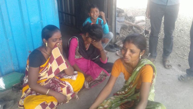 Suicide by cultivating poisonous poison in Tapur taluka | पातूर तालुक्यातील शेतमजुराची विष प्राशन करून आत्महत्या