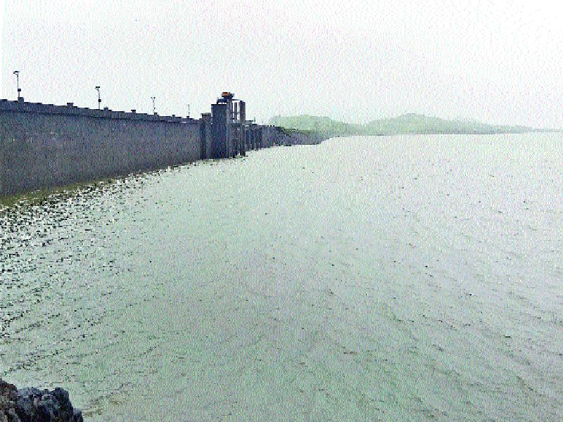  Pawana dam filled 50 percent | पवना धरण ५० टक्के भरले : पाणीप्रश्न सुटला!