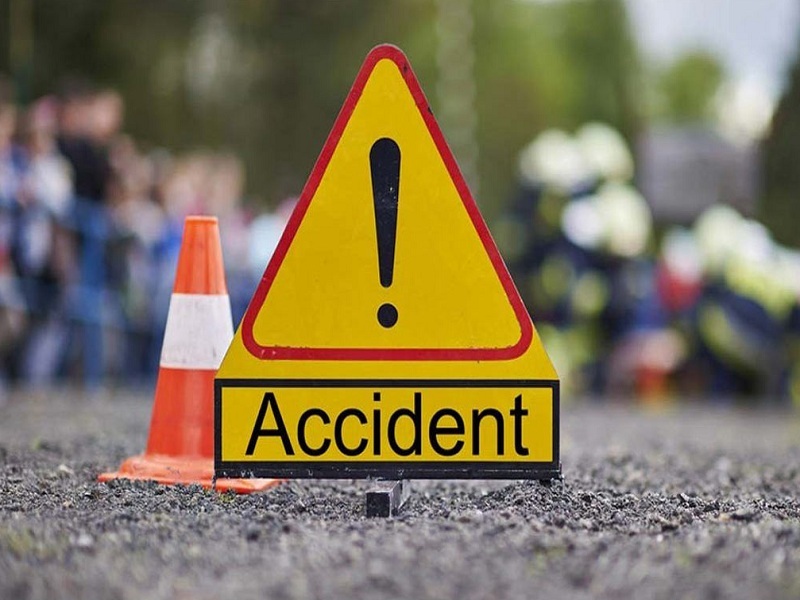 accidents three places in pimpri chinchwad area one killed two injured | पिंपरी-चिंचवड परिसरात तीन ठिकाणी अपघात; एकाचा मृत्यू, दोघे जखमी