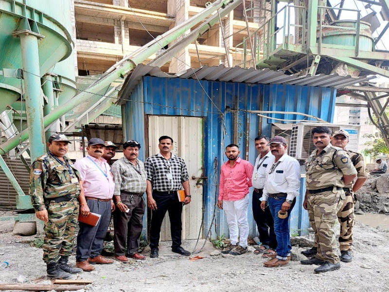 Action of Pimpri Chinchwad Municipal Corporation on RMC plant at Punawale and Chikhali | पुनावळे आणि चिखली येथील आरएमसी प्लॅन्टवर पिंपरी चिंचवड महापालिकेची कारवाई