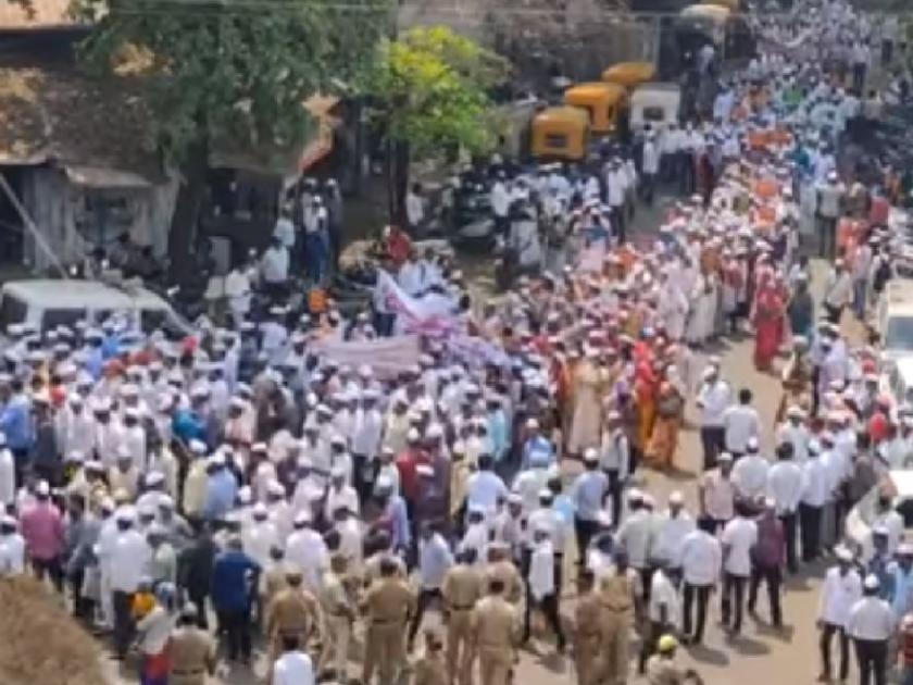 Massive march of government employees teachers in Kolhapur to demand old pension | सरकारला आलंय टेन्शन.. द्यावी लागंल जुनी पेन्शन; कोल्हापुरात सरकारी कर्मचारी, शिक्षकांचा विराट मोर्चा