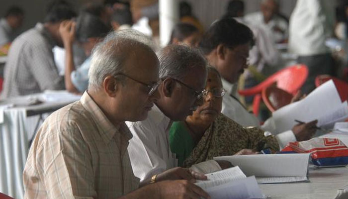 Kolhapur: Opposition to vote in July, pensioners decide not to vote; Four organizations gathered | कोल्हापूर : पेन्शनधारकांचा जुलैमध्ये मोर्चा, मतदान न करण्याचा निर्णय; चार संघटना एकत्रित