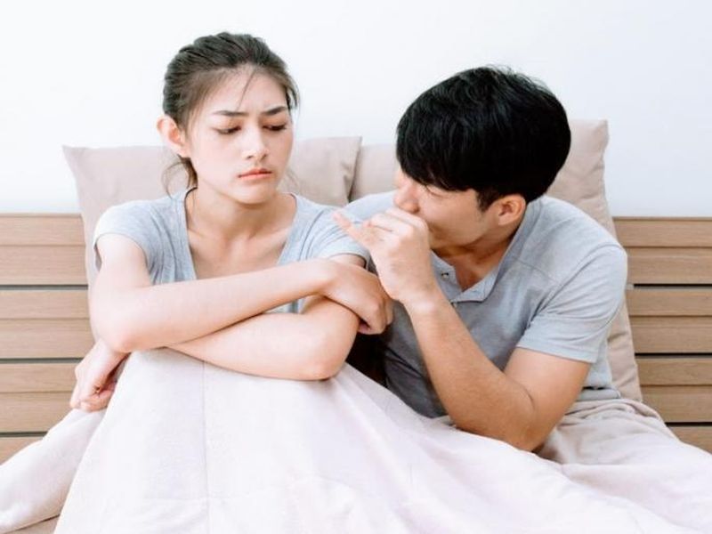 Follow these rules while sex during periods | मासिक पाळीदरम्यान शारीरिक संबंध ठेवताना 'या' ६ गोष्टींची घ्या काळजी!