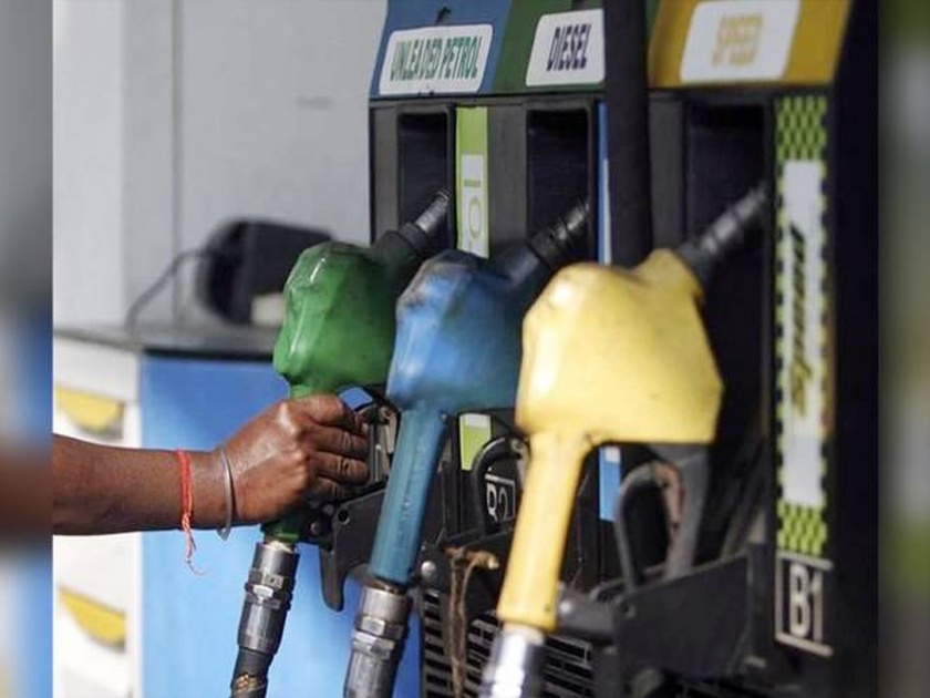 Excise duty on both petrol and diesel increased by Rs 3 per litre | मोदी सरकारकडून पेट्रोल, डिझेलवरील उत्पादन शुल्कात वाढ; लिटरमागे ३ रुपयांची वाढ