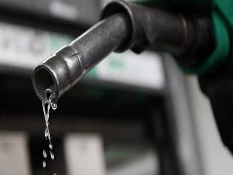 Power petrol crosses hundreds in the state! Fuel prices continue to rise | राज्यात पॉवर पेट्रोल शंभरी पार! इंधन दरवाढ सुरूच