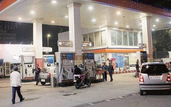 Now the petrol pump will be open till 7 pm | Coronavirus in Nagpur; आता नागपुरातील पेट्रोलपंप सायंकाळी ७ पर्यंत खुले राहणार