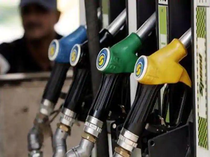 petrol rate decrease 10 paise mumbai diesel price decrease 8 paise | इंधन दरात सलग सहाव्या दिवशी कपात; पेट्रोल 10, तर डिझेल 8 पैशांनी स्वस्त