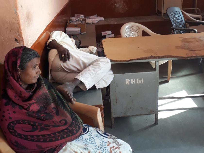 Problems in Yevati Primary Health Center in Bodwad taluka were like ' | बोदवड तालुक्यातील येवती प्राथमिक आरोग्य केंद्रातील समस्या ‘जैसे थे’च