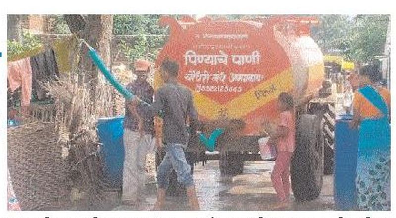 Tanker water supply in Manora city even during rains! | मानोरा शहरात भर पावसाळ्यातही होतोय टँकरने पाणीपुरवठा !