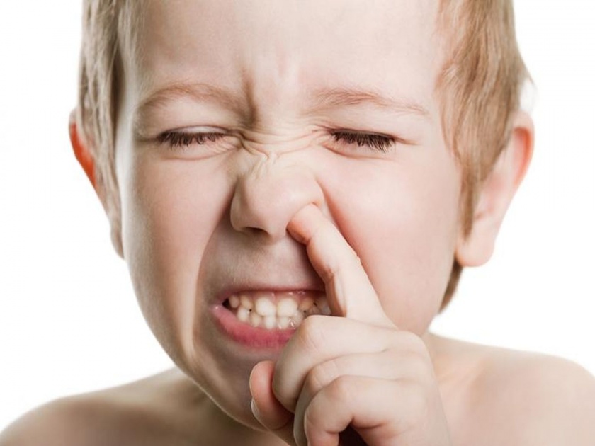 How harmful is it to pick your nose | तुम्हालाही नाकामध्ये बोट घालण्याची सवय आहे का?; अशी पडू शकते महागात