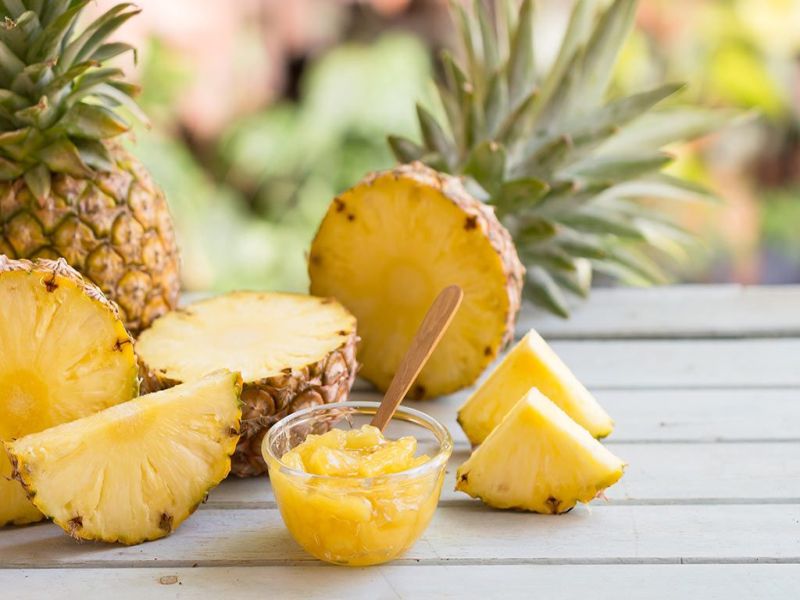 Can we eat pineapple in type 2 diabetes | डायबिटीजच्या रूग्णांनी अननस खावं की नाही?; जाणून घ्या!